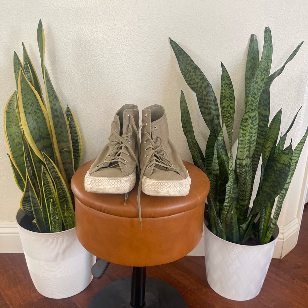 Converse High-Top Men's Sneakers in Olive Green good condition - Picture 5 of 5